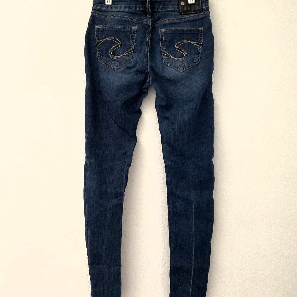 Silver Jean Co. Suki Distressed Skinny Low-Rise Jeggings Size 27 Great Condition